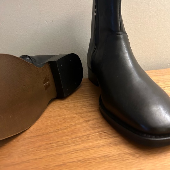 ASOS Zip-up Chelsea Boot - NWOT - Picture 3 of 4